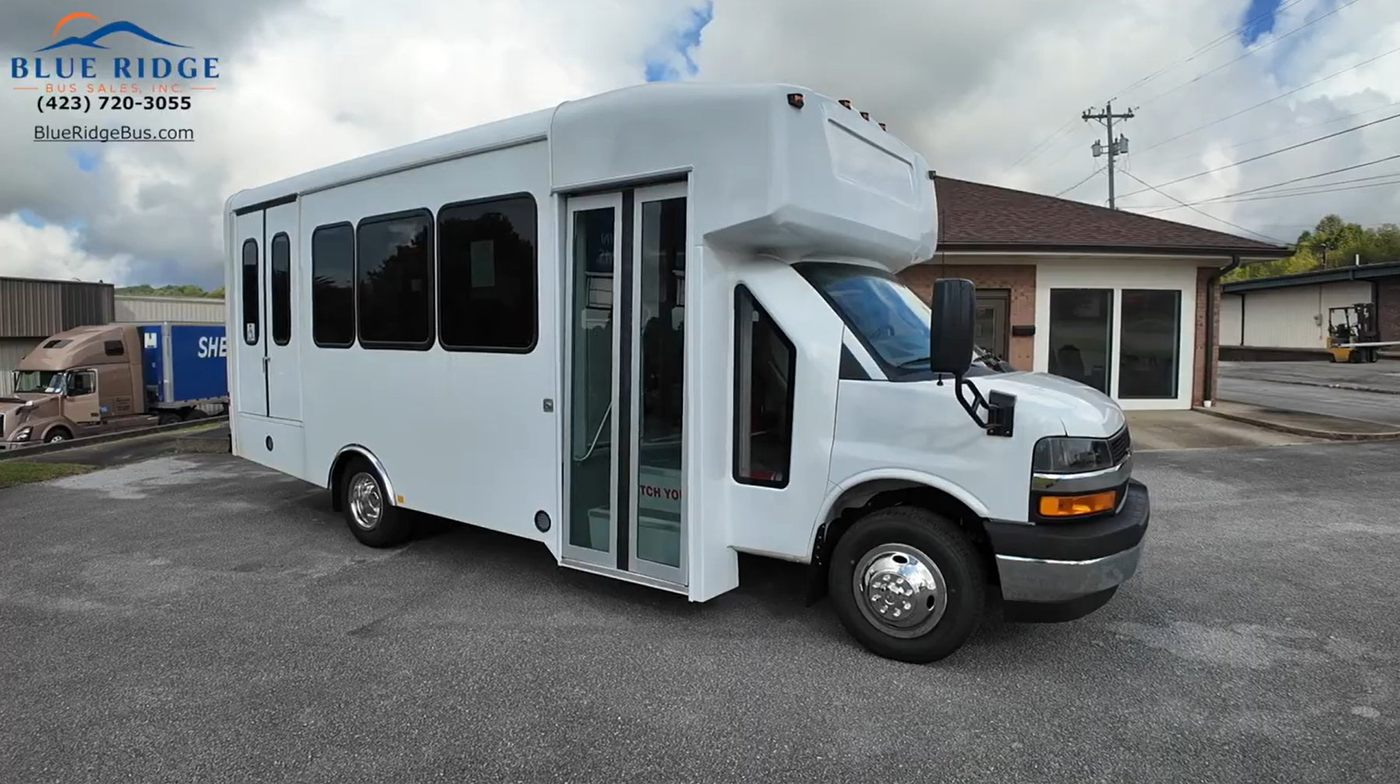 2026 HLE MAVRYK on a 2024 Chevrolet 4500 — exterior