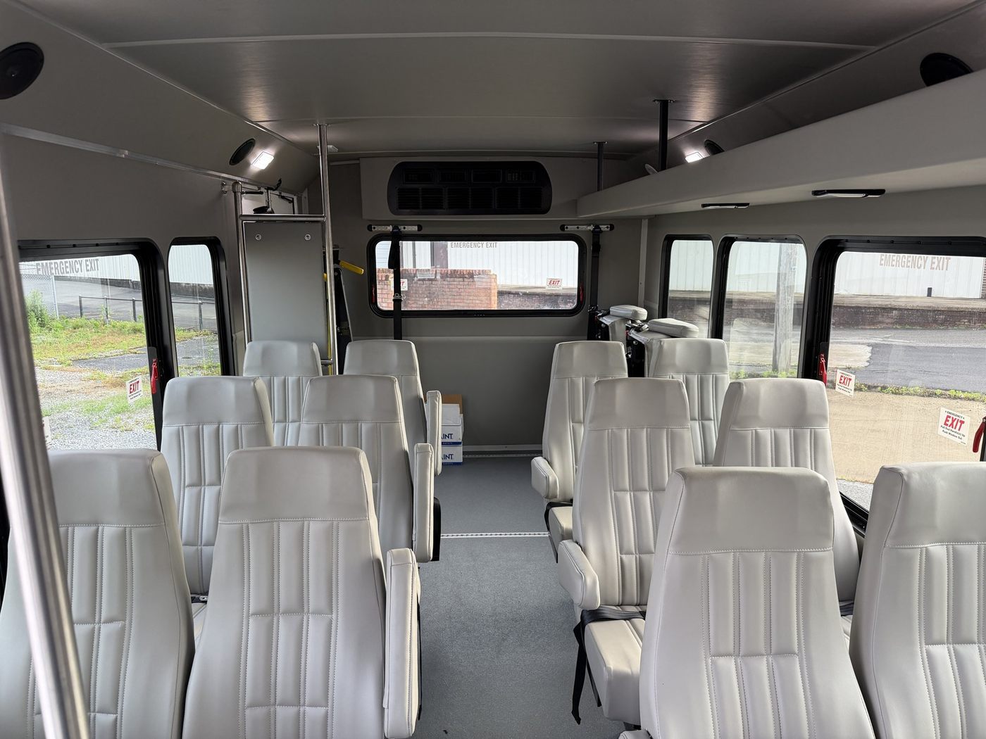 2026 HLE MAVRYK on a 2025 Ford E450 — photo 3